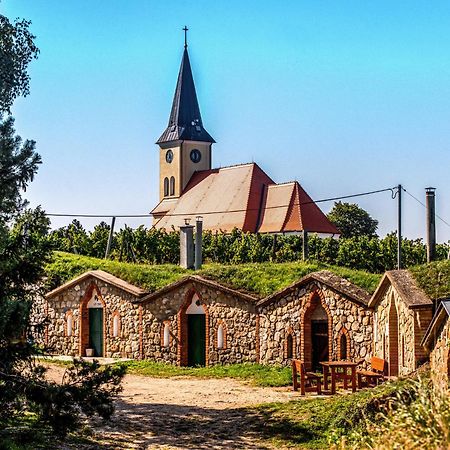 Penzion U Tri Ruzi Vrbice Dış mekan fotoğraf